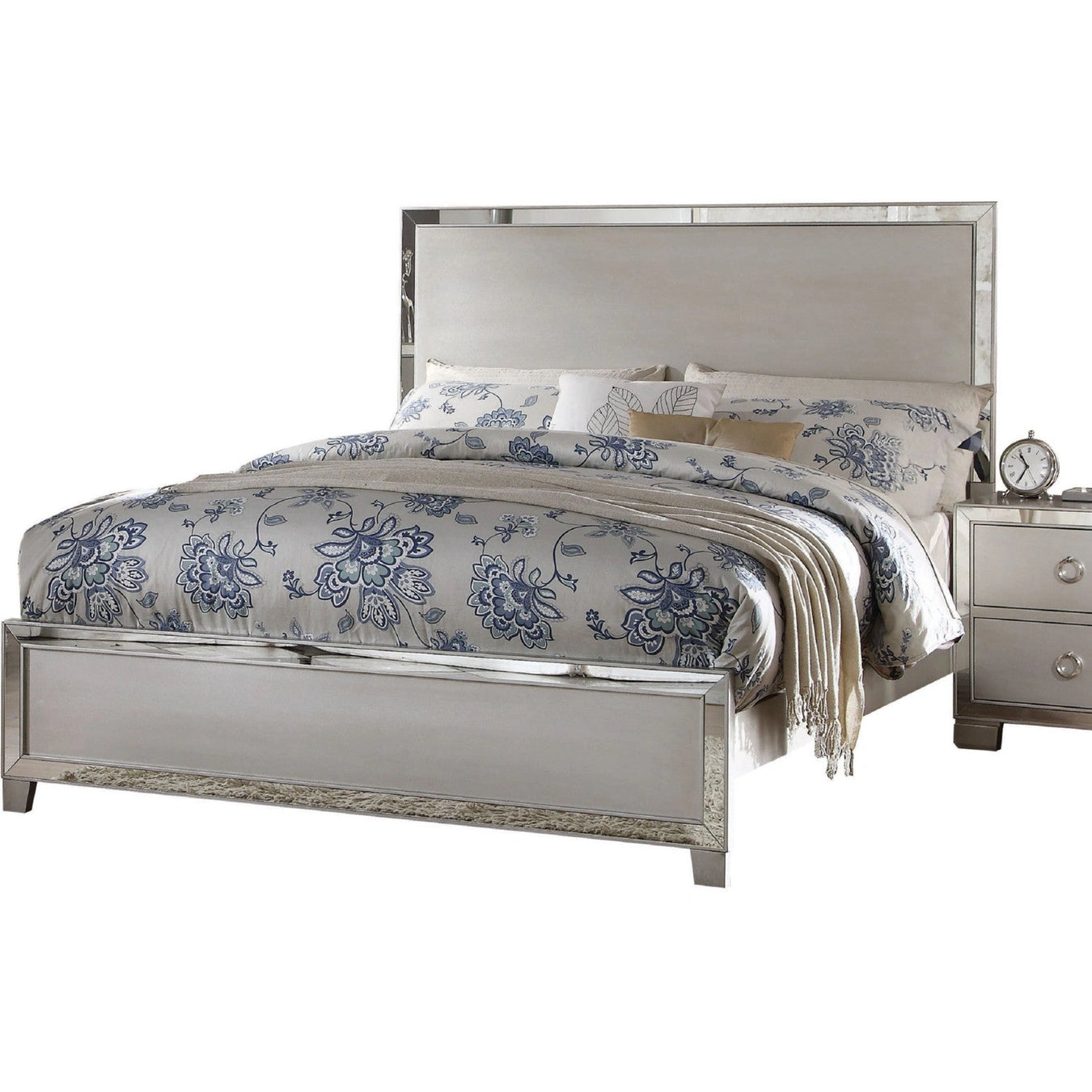 Voeville Collection