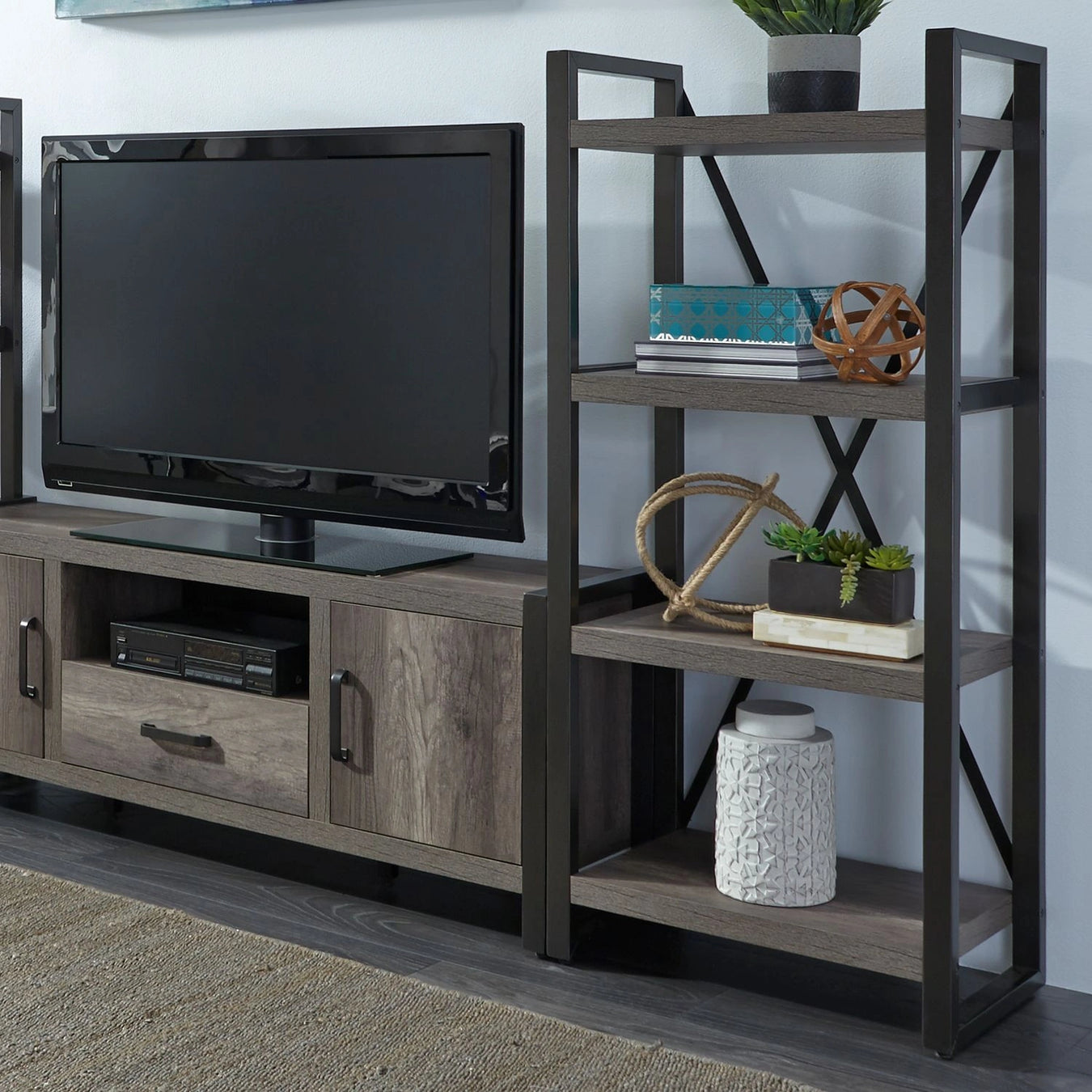 Accent Table