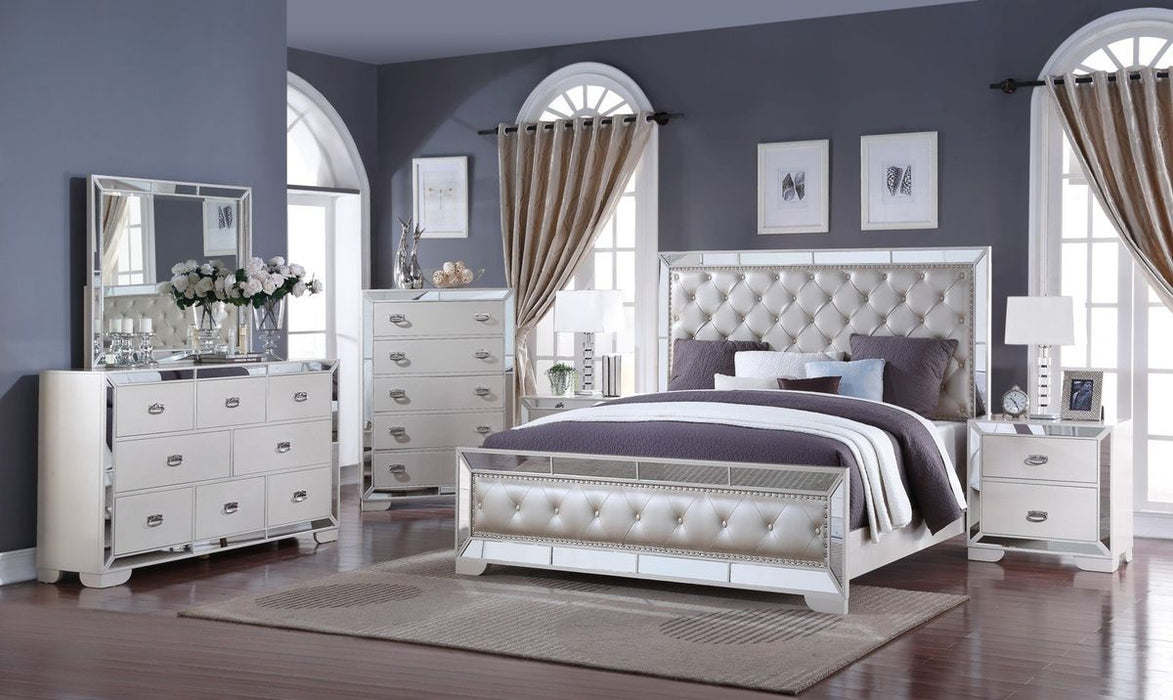Cosmos Gloria Nightstand in Pearl